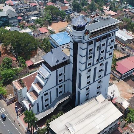 Hotel Arcadia Kottayam Buitenkant foto