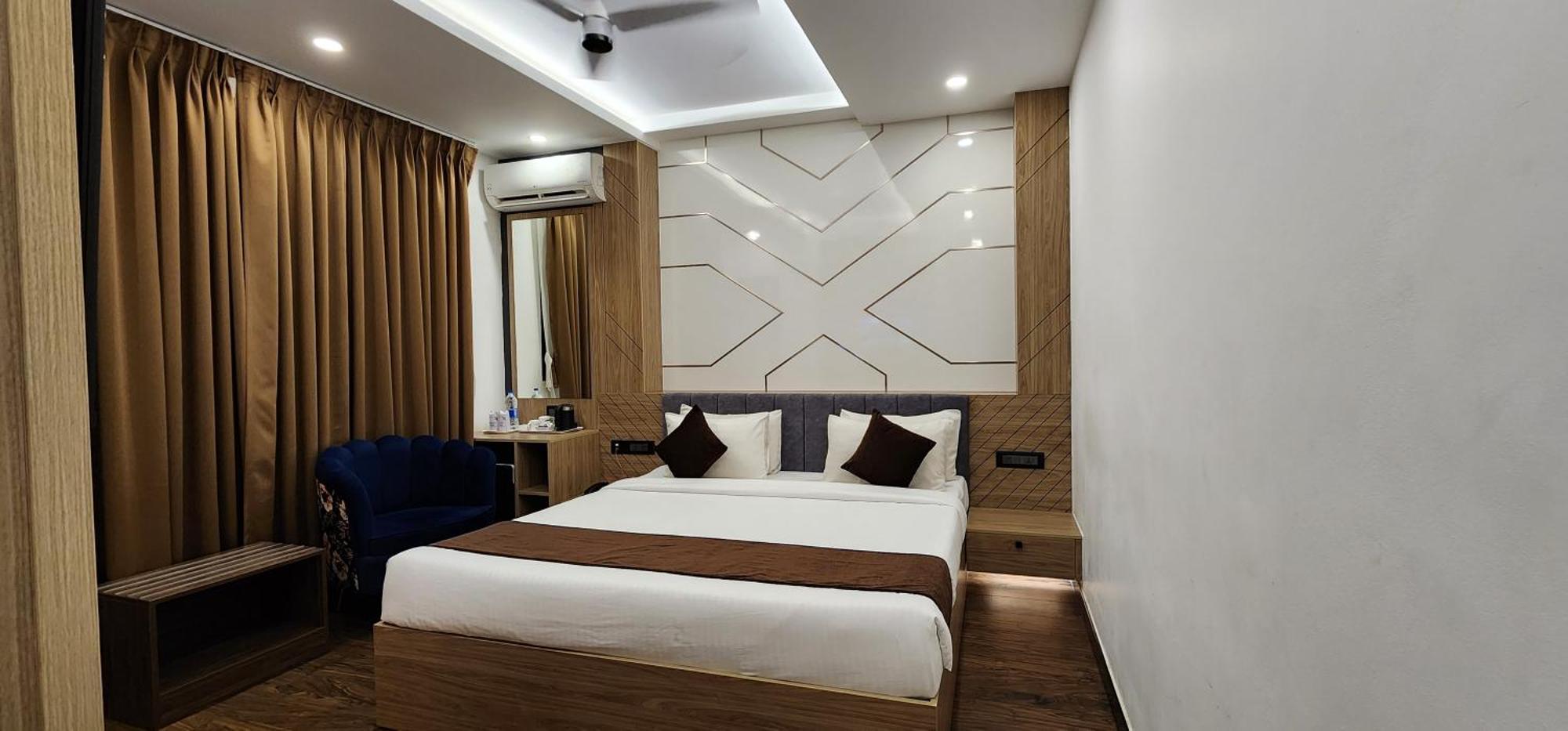 Hotel Arcadia Kottayam Buitenkant foto