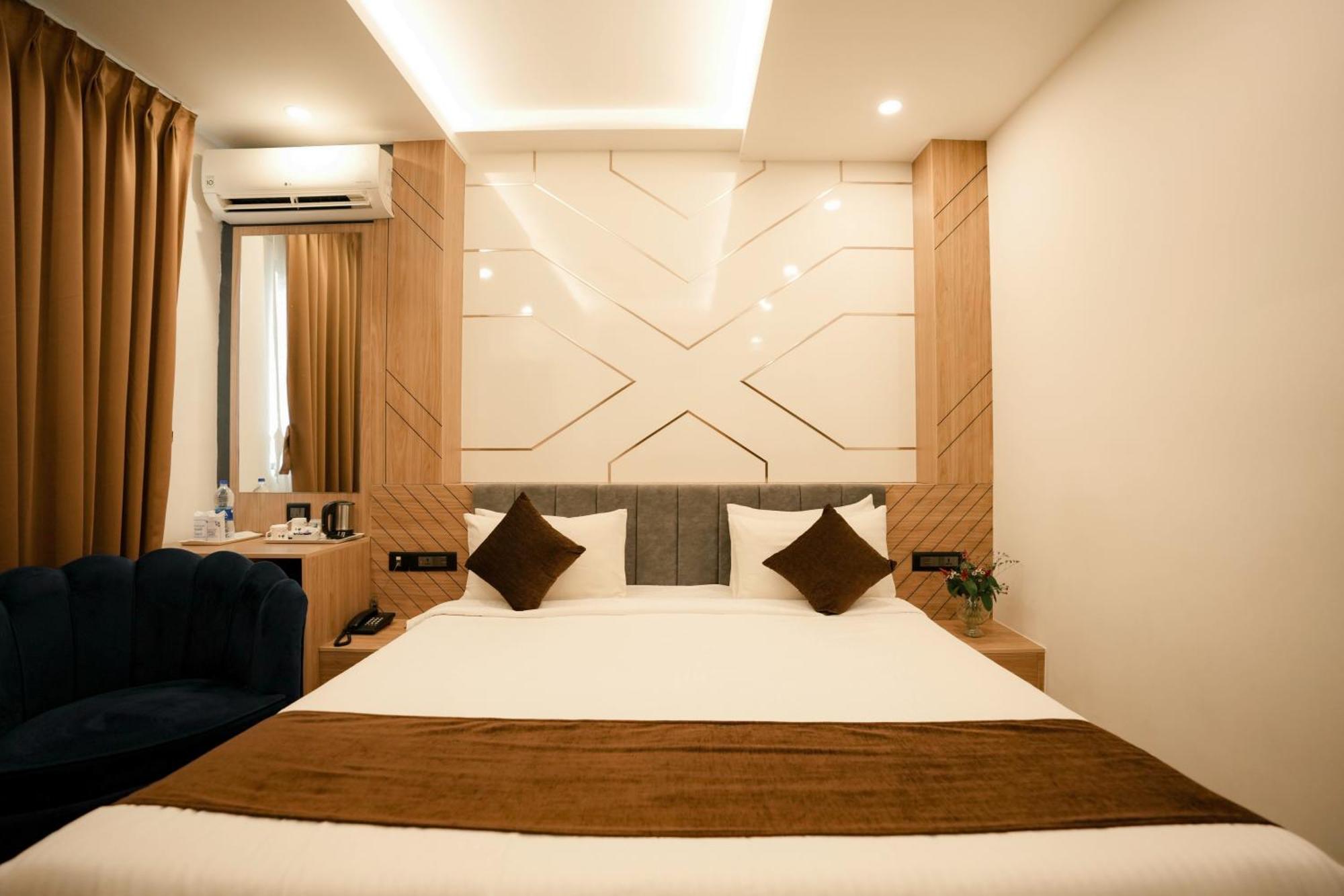Hotel Arcadia Kottayam Buitenkant foto