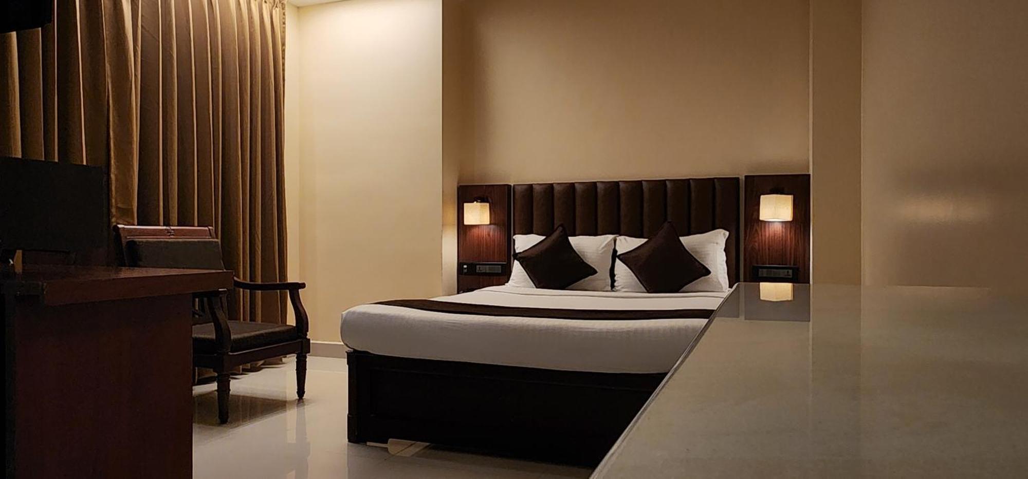Hotel Arcadia Kottayam Buitenkant foto