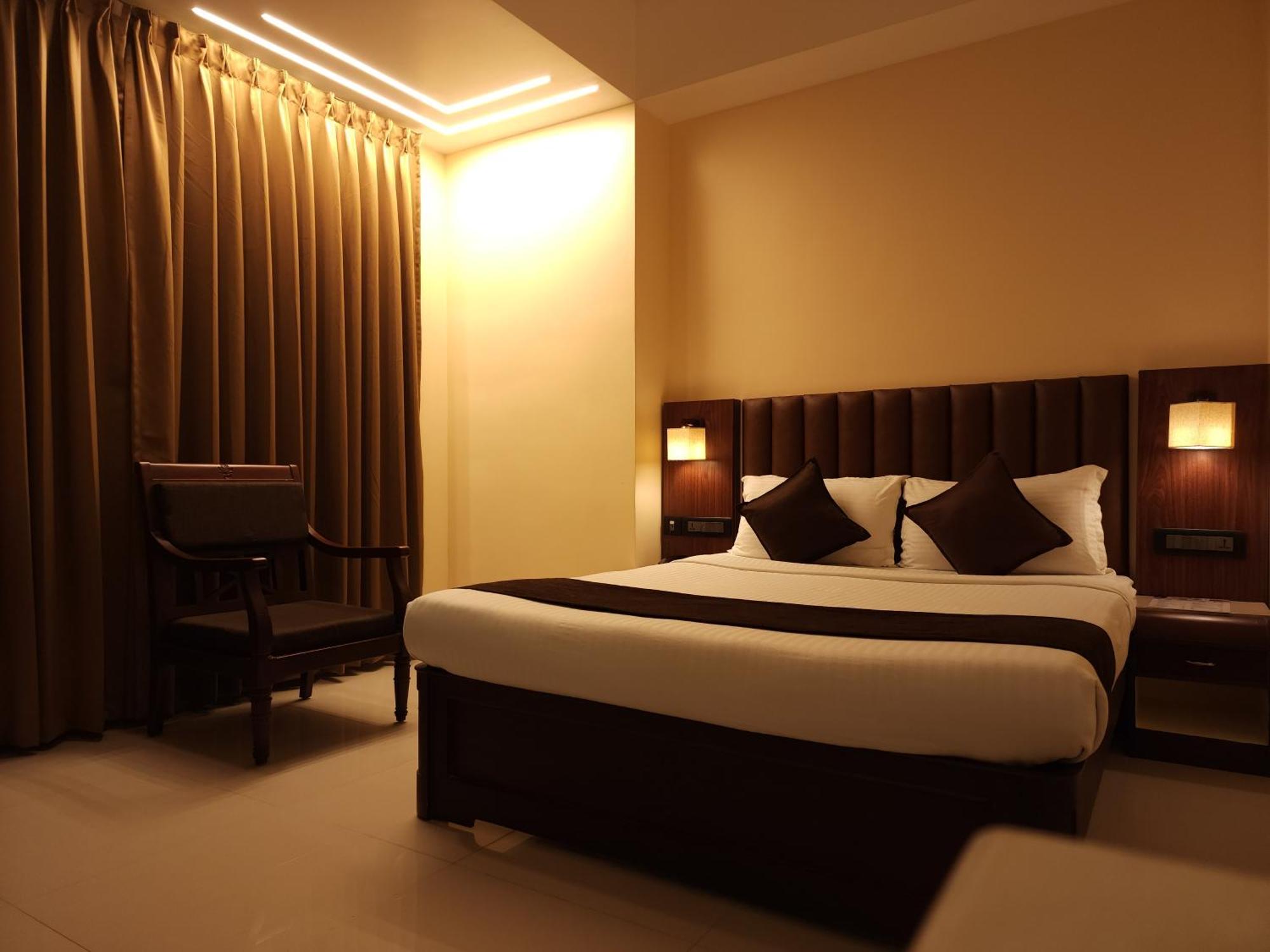 Hotel Arcadia Kottayam Buitenkant foto