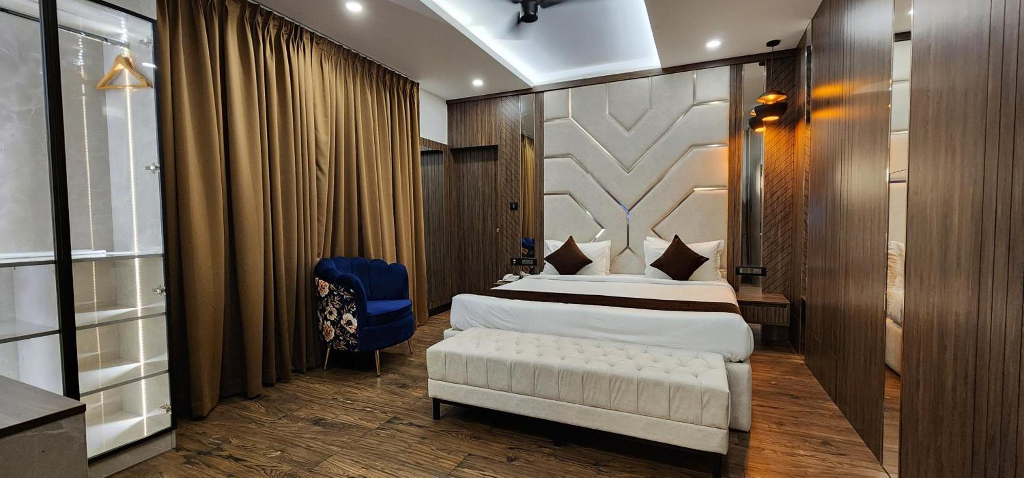 Hotel Arcadia Kottayam Buitenkant foto