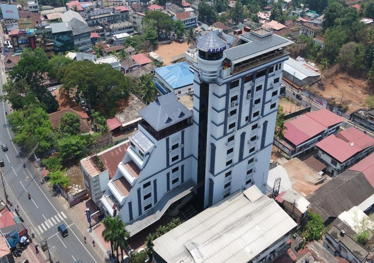 Hotel Arcadia Kottayam Buitenkant foto